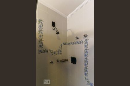 Casa à venda com 450m², 5 quartos e 6 vagasSuíte 3