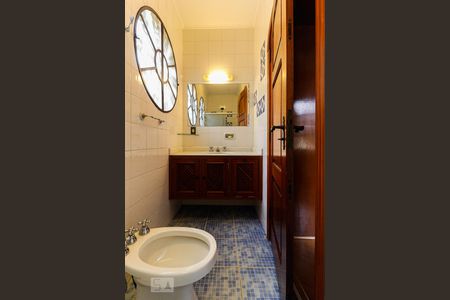 Casa à venda com 450m², 5 quartos e 6 vagasSuíte 5