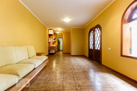 Casa à venda com 450m², 5 quartos e 6 vagasSalão 