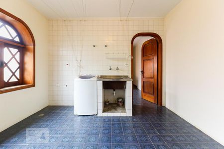 Casa à venda com 450m², 5 quartos e 6 vagasLavanderia