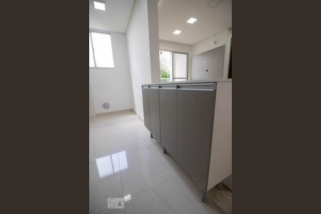 Apartamento à venda com 51m², 2 quartos e 2 vagas Apartamento à venda com 51m², 2 quartos e 2 vagasCozinha