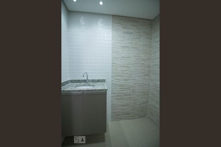 Apartamento à venda com 51m², 2 quartos e 2 vagas Apartamento à venda com 51m², 2 quartos e 2 vagasBanheiro da Suite