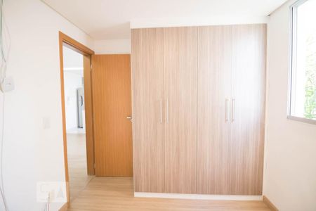 Apartamento à venda com 51m², 2 quartos e 2 vagas Apartamento à venda com 51m², 2 quartos e 2 vagasDormitório
