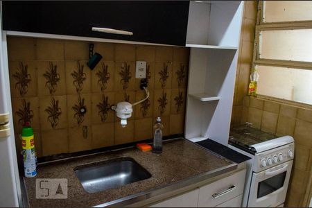 Cozinha  de apartamento à venda com 1 quarto, 60m² em Petrópolis, Porto Alegre