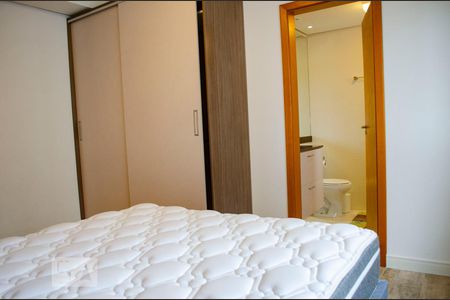 Quarto 2 de apartamento para alugar com 2 quartos, 68m² em Boa Vista, Porto Alegre