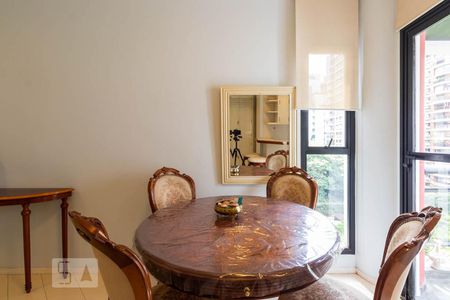 Sala de apartamento para alugar com 1 quarto, 38m² em Vila Nova Conceição, São Paulo