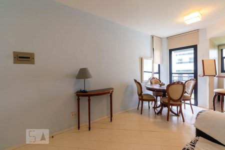 Sala de apartamento para alugar com 1 quarto, 38m² em Vila Nova Conceição, São Paulo