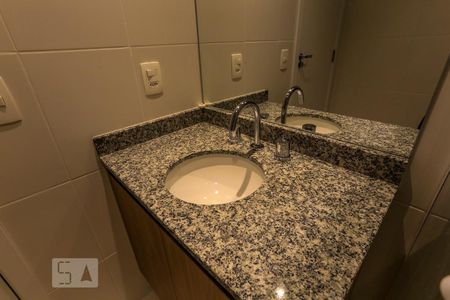 Banheiro de apartamento à venda com 1 quarto, 34m² em Ipiranga, São Paulo