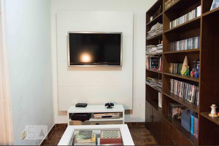 Sala de TV de casa à venda com 3 quartos, 180m² em Bela Vista, São Paulo