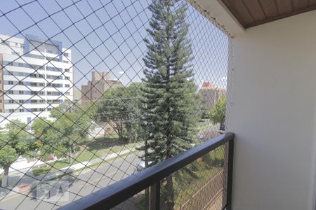 Sacada de apartamento para alugar com 3 quartos, 100m² em Vila Izabel, Curitiba