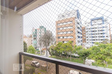 Sacada de apartamento para alugar com 3 quartos, 100m² em Vila Izabel, Curitiba
