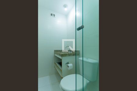 Casa de condomínio para alugar com 55m², 2 quartos e 1 vaga Casa de condomínio para alugar com 55m², 2 quartos e 1 vagaBanheiro da Suíte