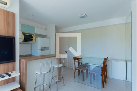 Sala de casa de condomínio para alugar com 2 quartos, 55m² em Teresópolis, Porto Alegre