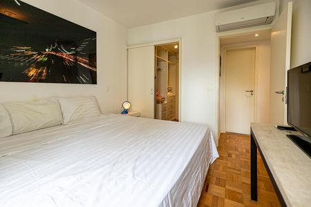 Apartamento para alugar com 70m², 2 quartos e 1 vagaSuíte 