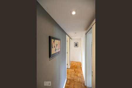 Apartamento para alugar com 70m², 2 quartos e 1 vagaCorredor