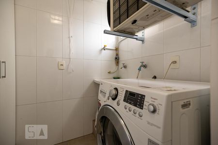 Apartamento para alugar com 70m², 2 quartos e 1 vagaÁrea de serviço