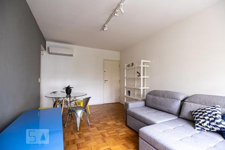 Apartamento para alugar com 70m², 2 quartos e 1 vagaSala
