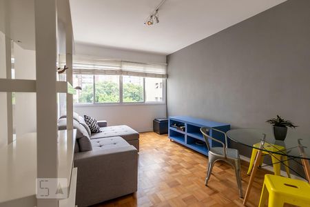 Apartamento para alugar com 70m², 2 quartos e 1 vagaSala