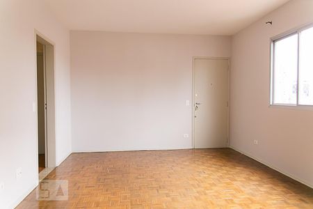 Apartamento para alugar em Aclimação