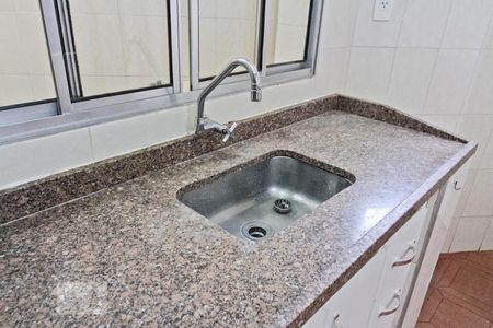 Casa para alugar com 86m², 3 quartos e 1 vagaCozinha