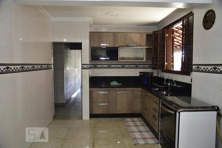 Casa à venda com 900m², 3 quartos e 5 vagasCozinha
