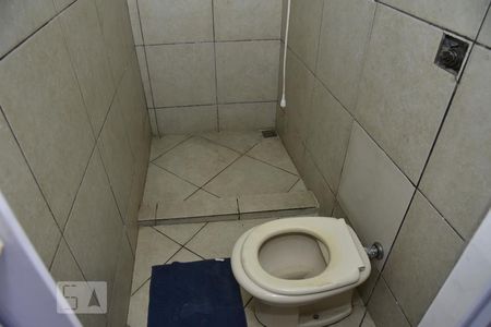 Casa à venda com 900m², 3 quartos e 5 vagasBanheiro de Serviço