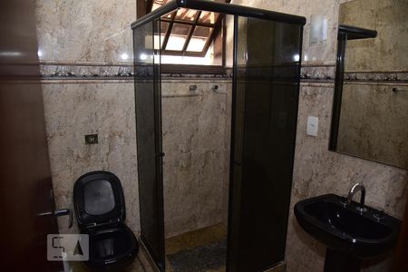 Casa à venda com 900m², 3 quartos e 5 vagasBanheiro Social