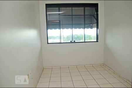 Quarto 1 de apartamento para alugar com 2 quartos, 55m² em Ceilândia Sul (ceilândia), Brasília