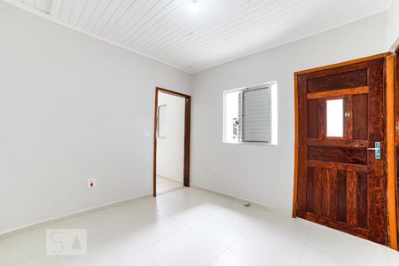 Casa de condomínio para alugar com 40m², 1 quarto e sem vagaSala