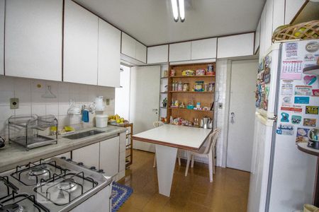 Apartamento à venda com 102m², 3 quartos e 1 vagaCozinha
