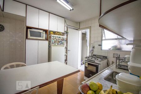 Apartamento à venda com 102m², 3 quartos e 1 vagaCozinha