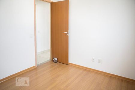 Quarto 2 de apartamento para alugar com 3 quartos, 90m² em Cinquentenario, Belo Horizonte