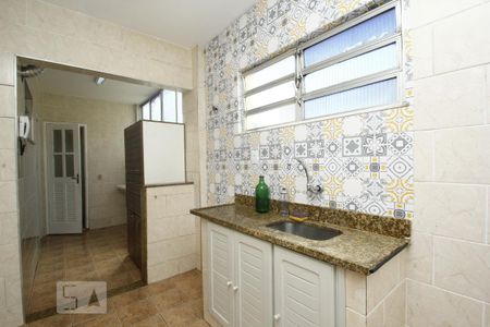 Cozinha de apartamento à venda com 2 quartos, 70m² em Botafogo, Rio de Janeiro