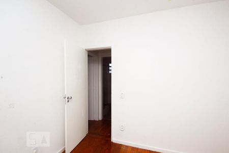 Quarto 1 de apartamento para alugar com 2 quartos, 70m² em Botafogo, Rio de Janeiro