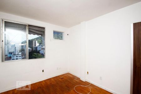 Quarto 2 de apartamento à venda com 2 quartos, 70m² em Botafogo, Rio de Janeiro