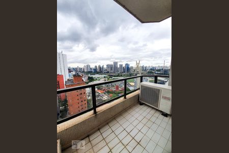 Varanda suíte  de apartamento para alugar com 2 quartos, 112m² em Real Parque, São Paulo