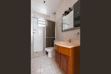Banheiro de apartamento para alugar com 2 quartos, 47m² em Jardim Tranqüilidade, Guarulhos