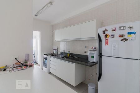 Apartamento para alugar com 80m², 2 quartos e 2 vagas Apartamento para alugar com 80m², 2 quartos e 2 vagasCozinha