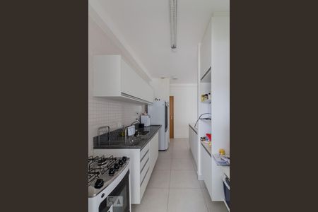 Apartamento para alugar com 80m², 2 quartos e 2 vagas Apartamento para alugar com 80m², 2 quartos e 2 vagasCozinha