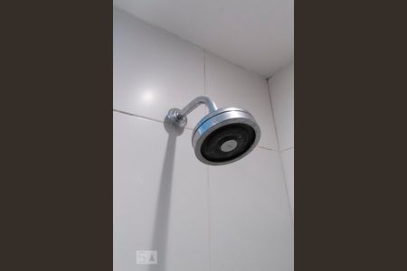 Apartamento para alugar com 250m², 3 quartos e 1 vaga Apartamento para alugar com 250m², 3 quartos e 1 vagaChuveiro do Banheiro Corredor