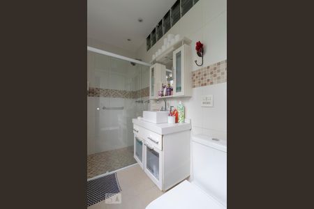 Banheiro da Suíte de apartamento para alugar com 3 quartos, 245m² em Jardim Paulista, São Paulo