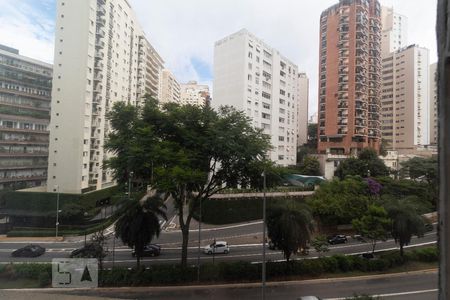 Apartamento para alugar com 250m², 3 quartos e 1 vaga Apartamento para alugar com 250m², 3 quartos e 1 vagaVista do Quarto 1