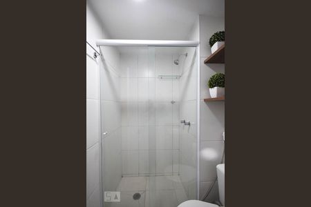 Apartamento para alugar com 54m², 2 quartos e 1 vaga Apartamento para alugar com 54m², 2 quartos e 1 vagaDetalhe do Banheiro Suíte