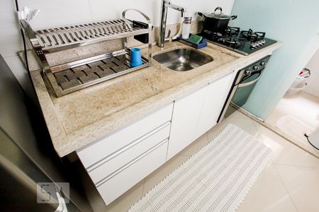 Apartamento para alugar com 64m², 2 quartos e 1 vagaCozinha