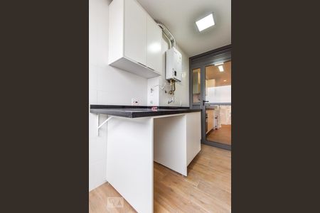 Apartamento à venda com 70m², 2 quartos e 1 vagaÁrea de Serviço