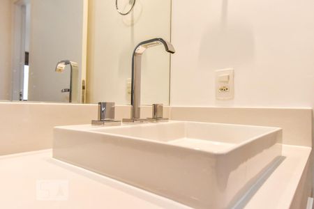 Apartamento à venda com 70m², 2 quartos e 1 vagaBanheiro Social