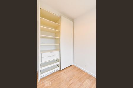 Apartamento à venda com 70m², 2 quartos e 1 vagaSuíte