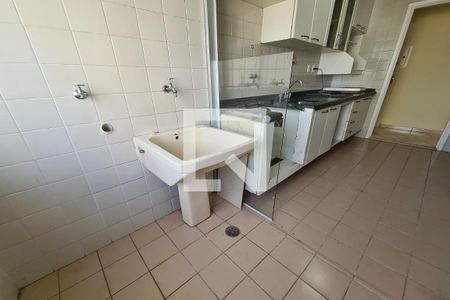 Apartamento à venda com 65m², 2 quartos e 1 vaga Apartamento à venda com 65m², 2 quartos e 1 vagaÁrea de Serviço