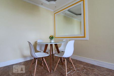 Detalhe Sala de apartamento para alugar com 2 quartos, 47m² em Jacarepaguá, Rio de Janeiro