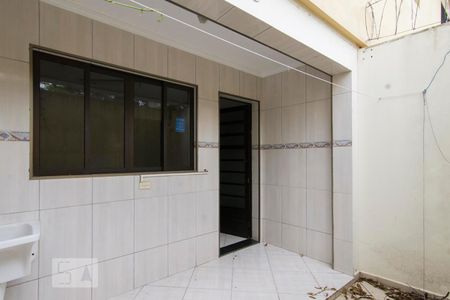 Lavanderia de casa à venda com 3 quartos, 138m² em Vila Santa Delfina, São Paulo